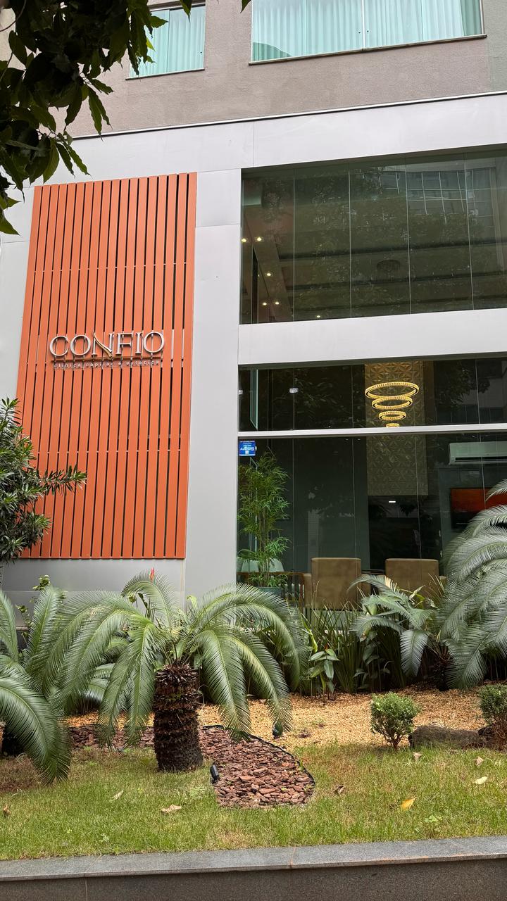 WhatsApp Image 2025-04-26 at 10.08.00 (2)